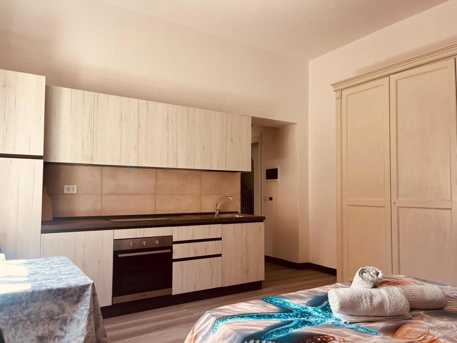The Square Apartment โอโรเซย ภายนอก รูปภาพ